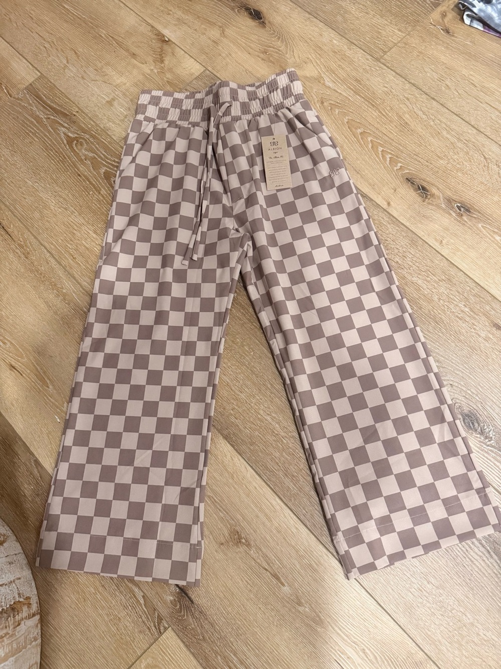 Albion Checkerboard Wide-Leg Pants - Taupe & Beige PETITE XXS kids 12 -14
